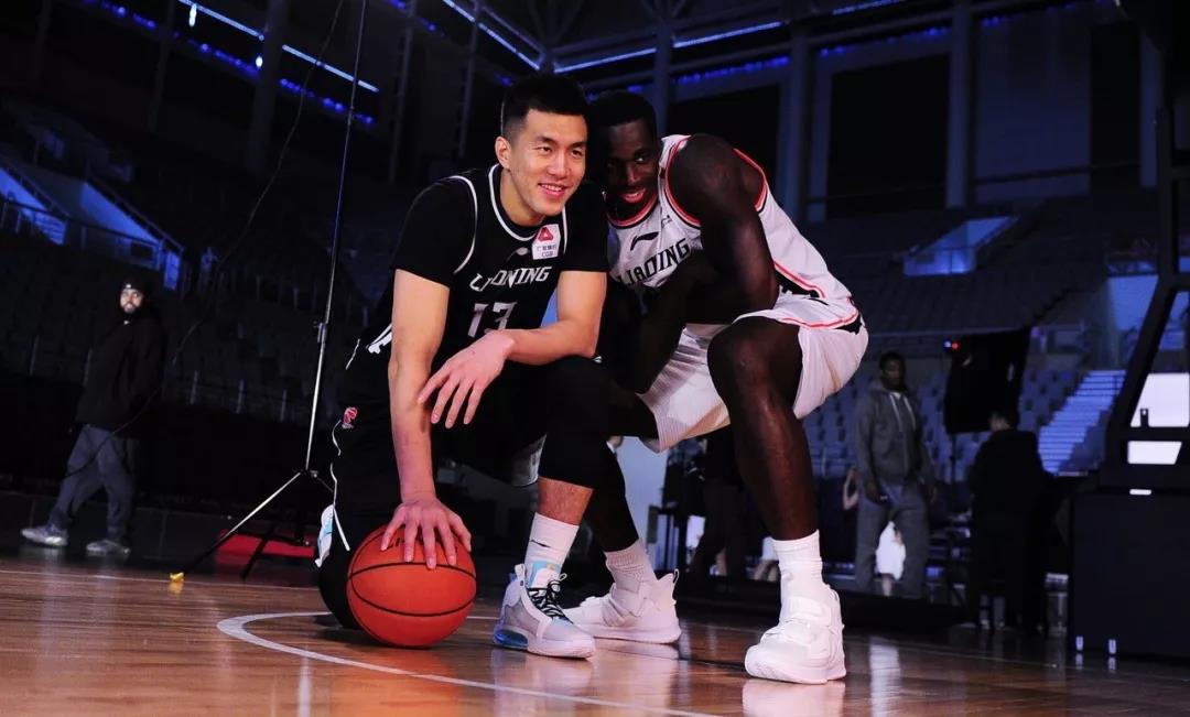 cba赛场再现争议一幕,cba赛场上用过的篮球值钱吗