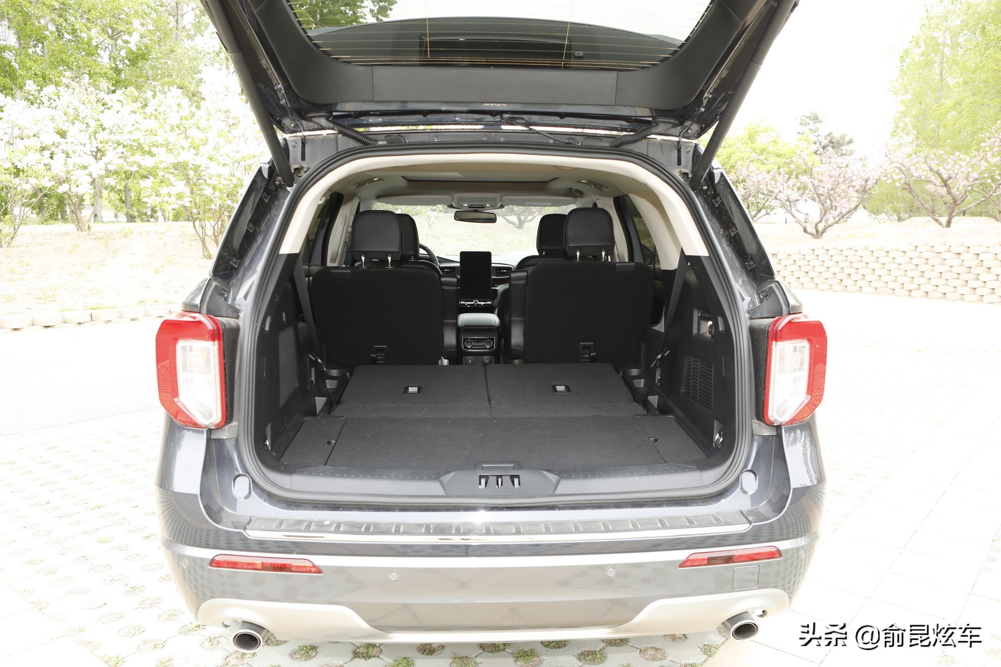 全新大七座suv福特探险者,帅气十足的性能轿跑suv