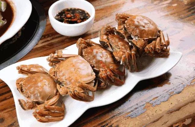 天冷了螃蟹也肥了,螃蟹肥了的视频