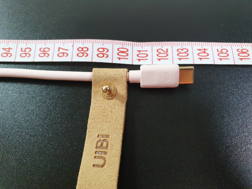 ​一见倾心！UIBI柚比“小冰块”迷你PD快速充电套装体验