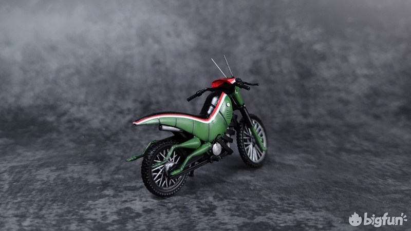 假面骑士blackrx是蝗虫吗,假面骑士black战斗蝗虫