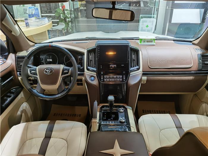 丰田兰德酷路泽4000驾驶感受,酷路泽4000和霸道4000驾驶感受