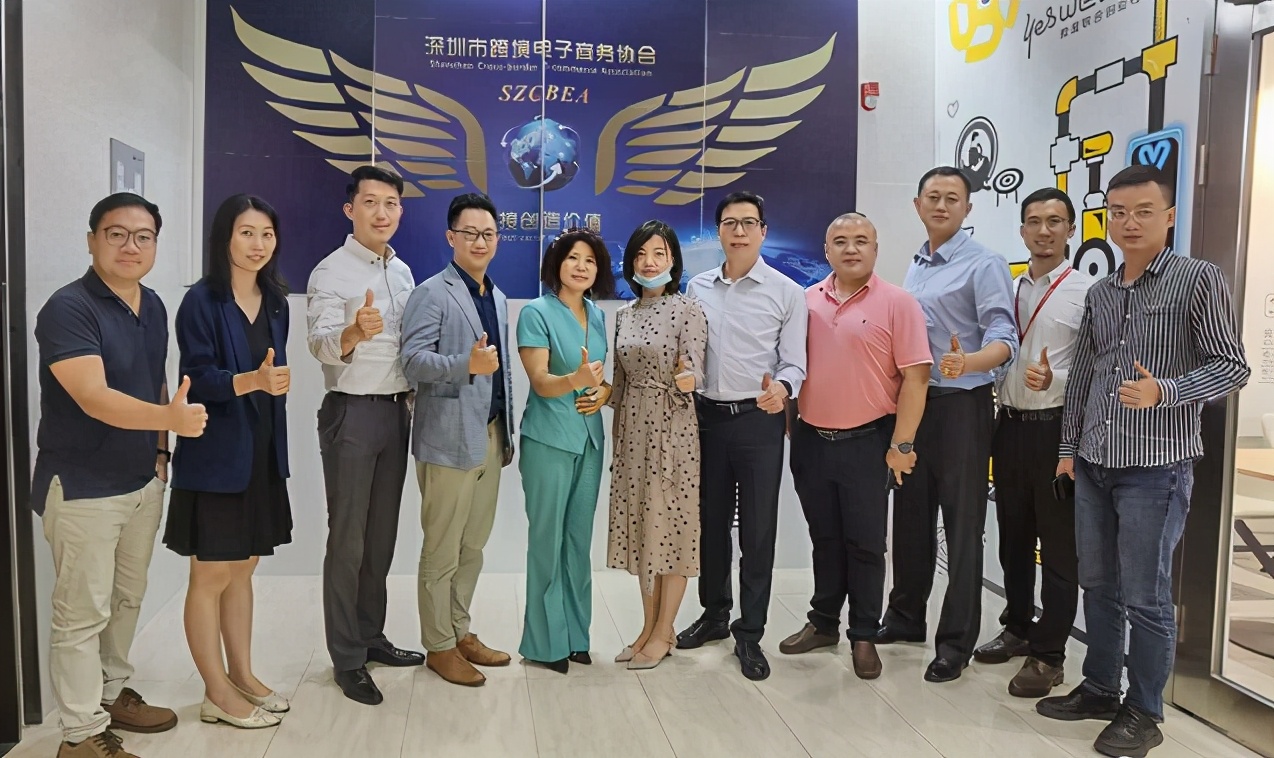 大铲湾码头是全世界最大的码头,大铲湾集装箱码头内贸区和外贸区