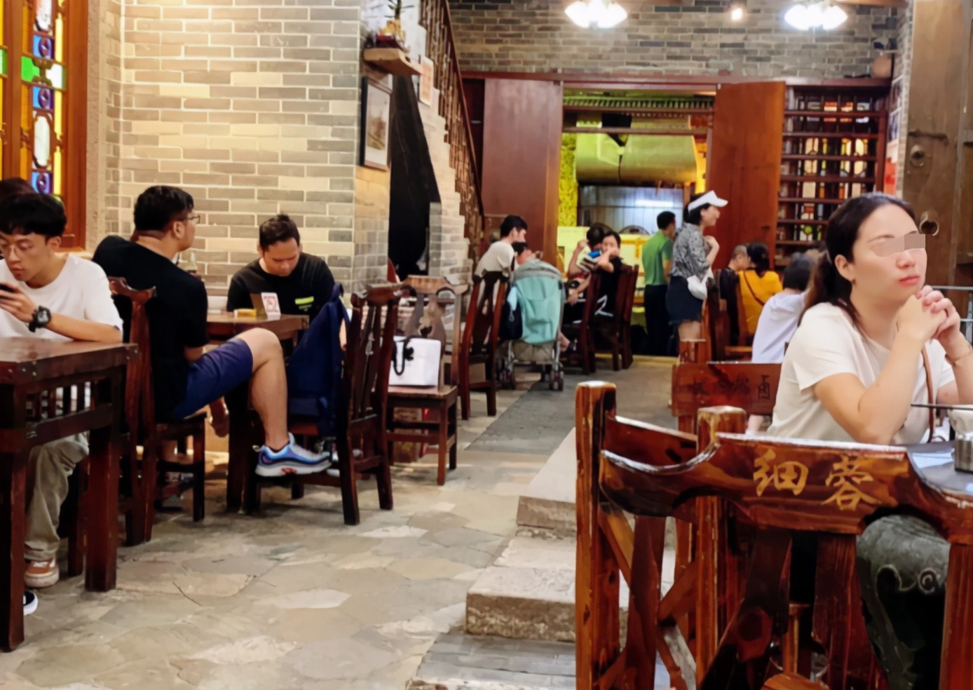 广州云吞面多少钱一碗,广州这家百年老店全新亮相