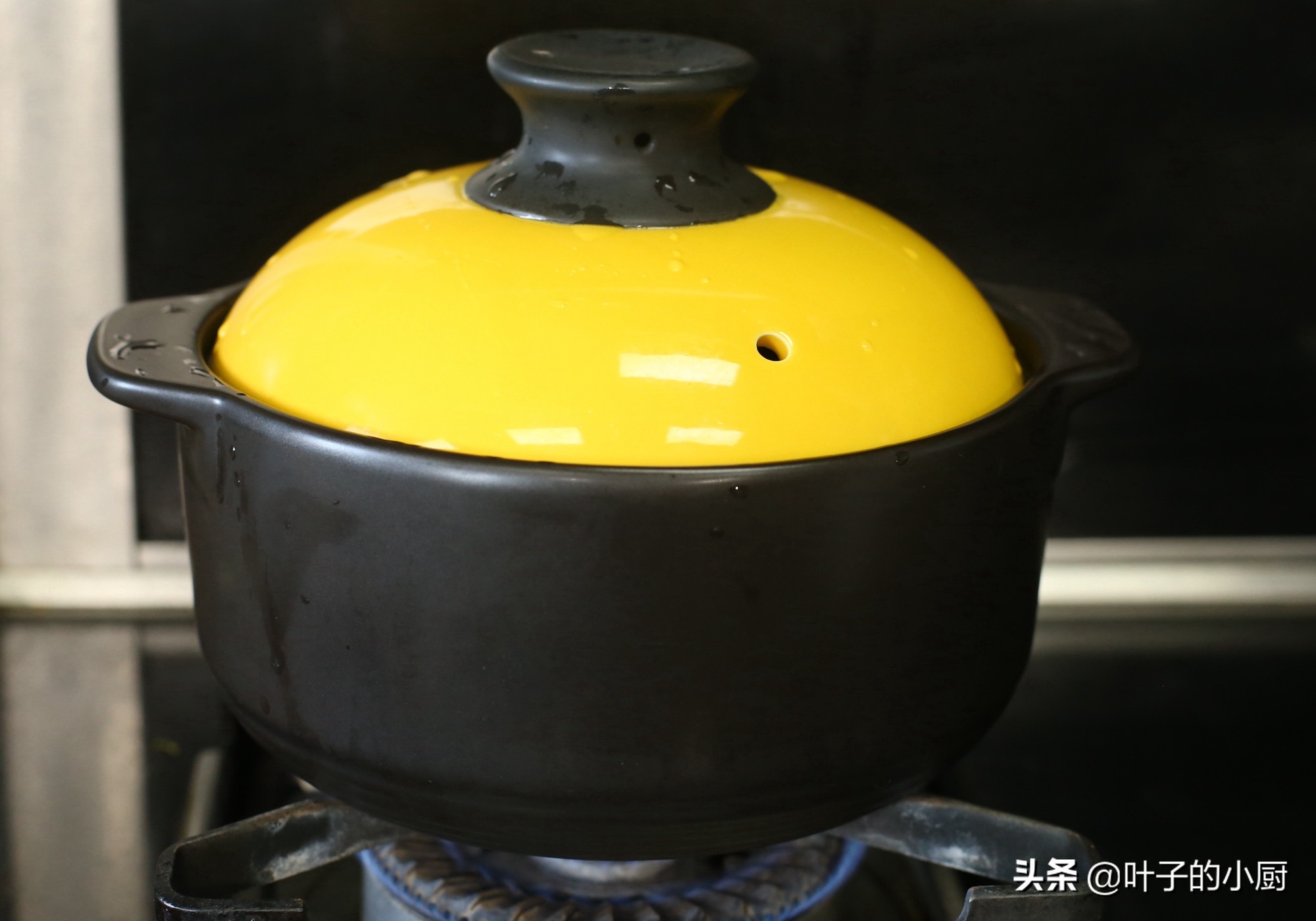 绿豆汤怎么煮软烂不开花,绿豆汤不变色的正确煮法