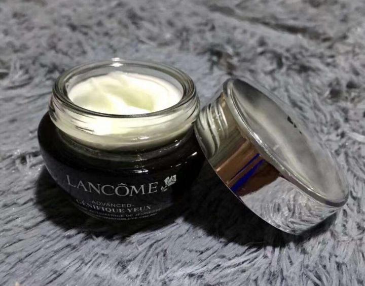 20岁开始用眼霜好吗,多大年纪开始用眼霜