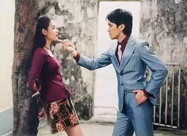 一首17岁歌曲,十七岁歌曲香港