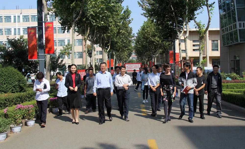 齐都实验学校：砥砺前行写华章异彩纷呈绘锦绣