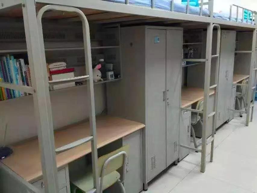 呼和浩特学院的宿舍,呼和浩特职业学院宿舍大吗