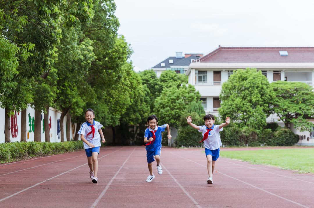 美的商净翻开校园饮水新篇章,你家小朋友喝上健康安全水了吗?