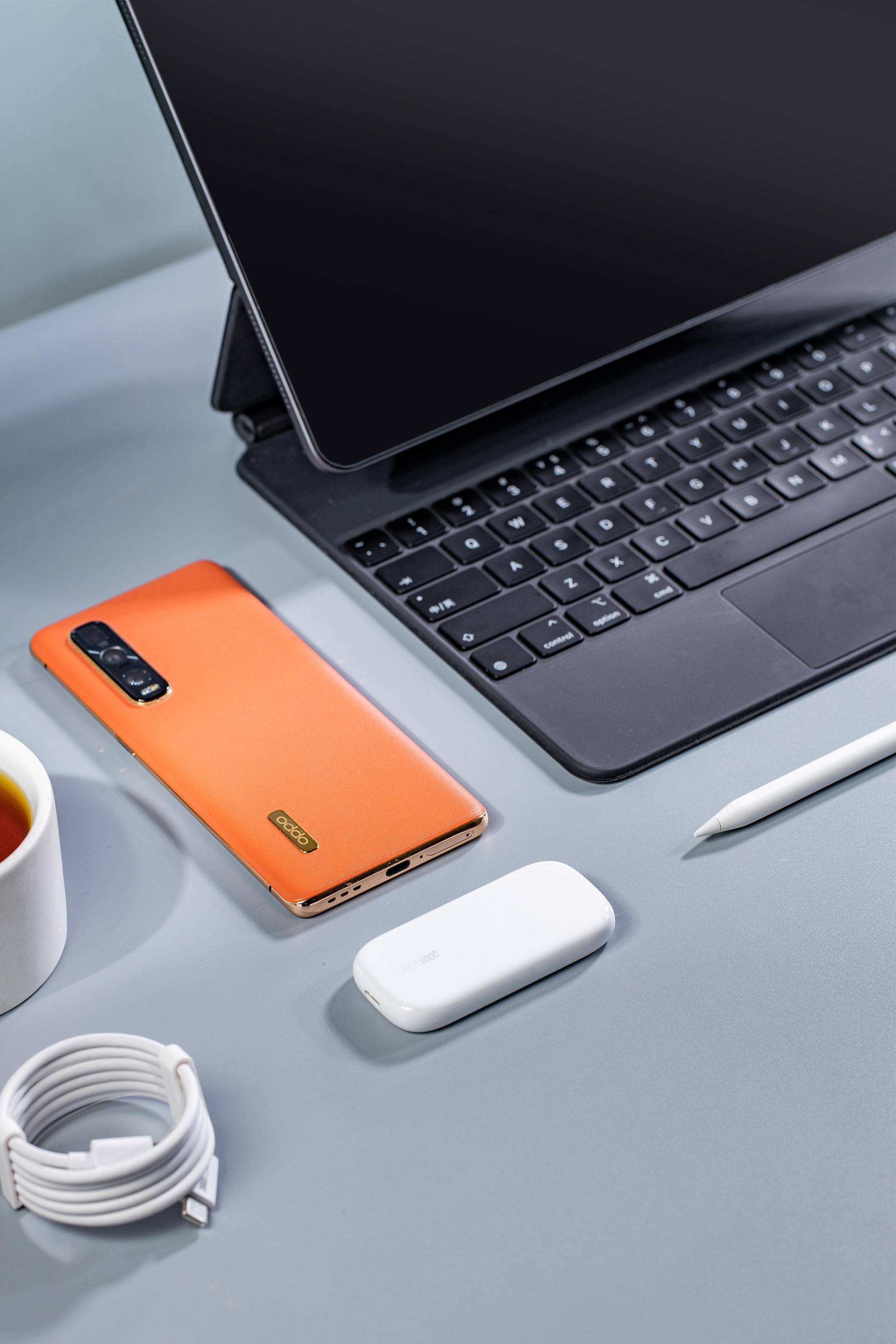 oppo超级闪充充电器80w超长,oppo新一代50w超闪饼干充电器