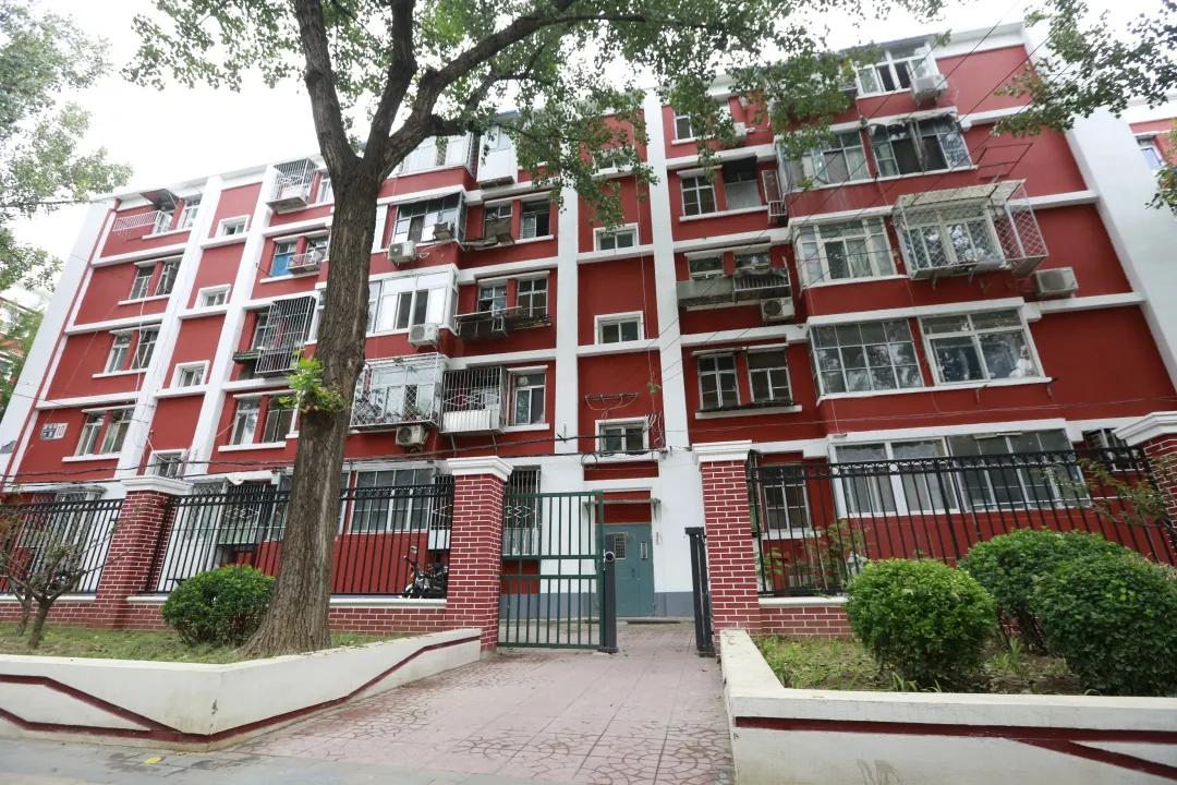 鍙屼簳棣栧煄鍥介檯,棣栧煄鍥介檯鍙屼簳