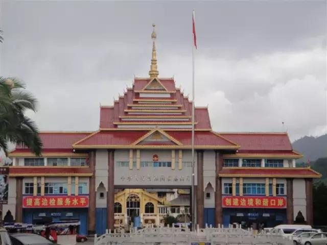 源色旅游入驻驻马店！！！特推出9999元20选7国内线路优惠套餐卡