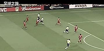 经典足球过人射门动作,学会这五招巴西足球过人