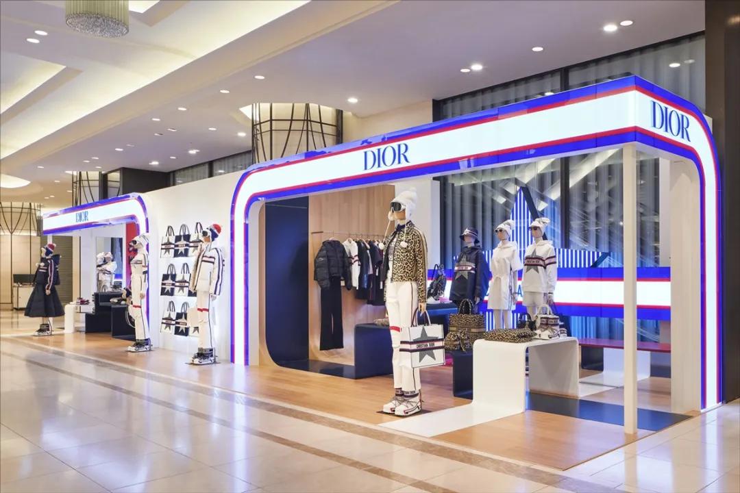 dior快闪店图片,大阪dior专卖