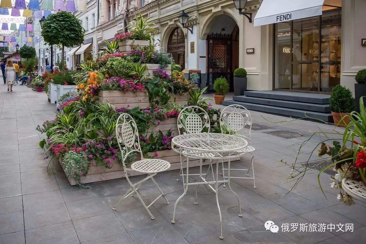 莫斯科美食一条街在哪里,莫斯科购物最值得去的地方