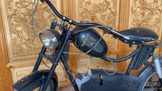 早年爱车族玩啥：幸福250与单缸屁驴子，当年太拉风了