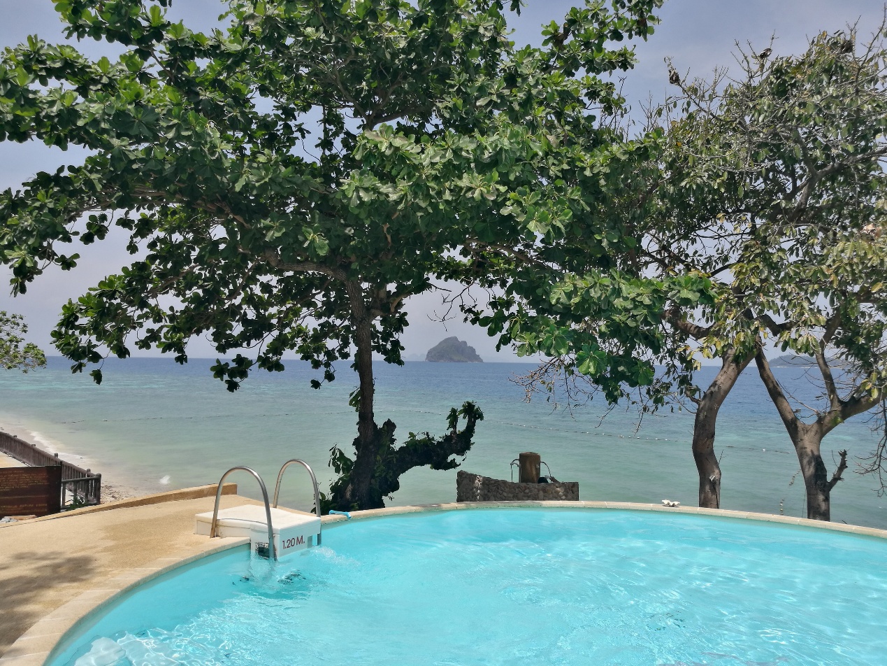 泰国普吉岛斯米兰岛旅游攻略,泰国旅游普吉岛的夏天皮皮岛浮潜