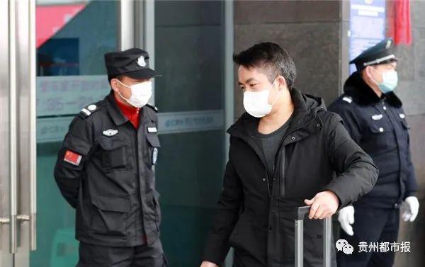 你是真汉子完整版视频,39岁援鄂护士归来满头白发