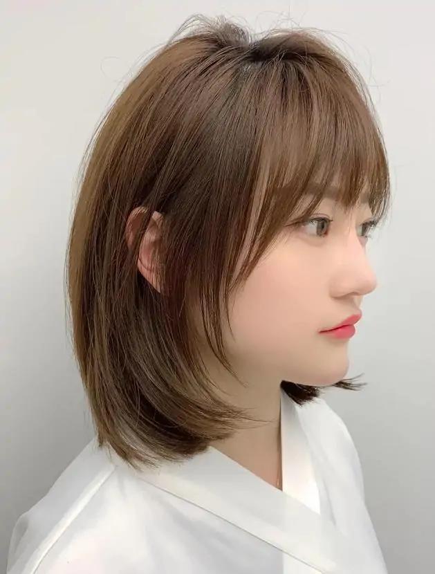 脸大适合的减龄编发发型,脸大减龄洋气的烫发型