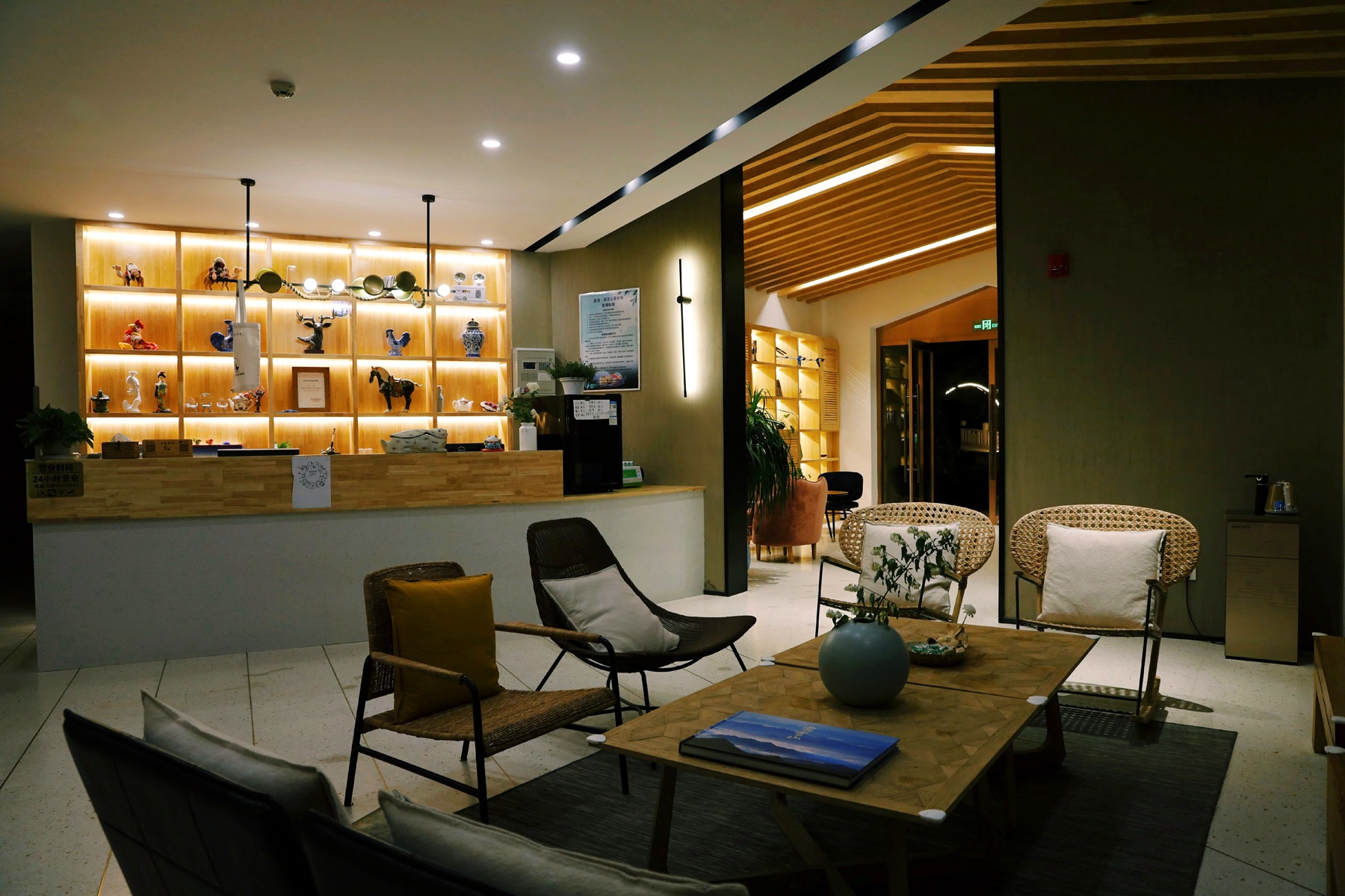 燕山第一峰,这座山高得像什么似的填空