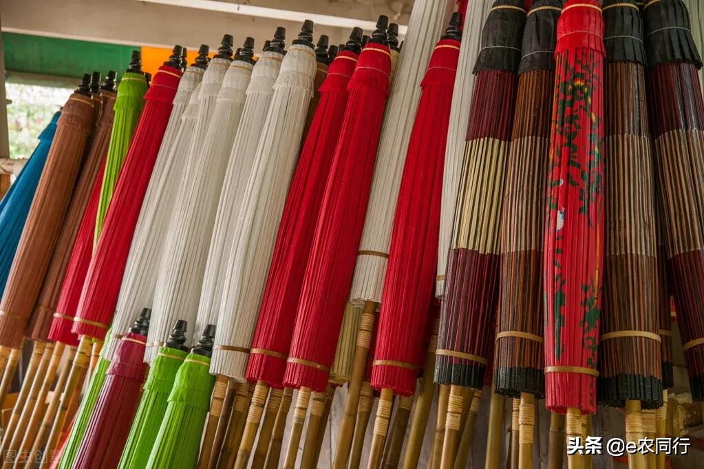 夫妻俩开一家小超市赚钱么,夫妻俩开加工厂最多能挣多少