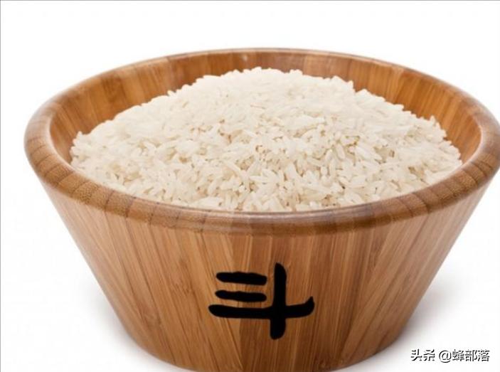 农村人称“母狗刺”，枝干里却藏着真家伙，售价1斤8800元