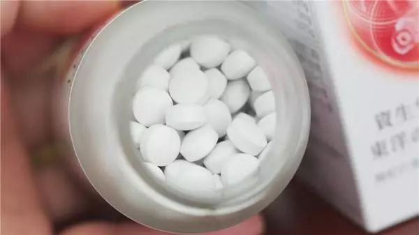 58岁的她芳华依旧,58岁的她依然年轻