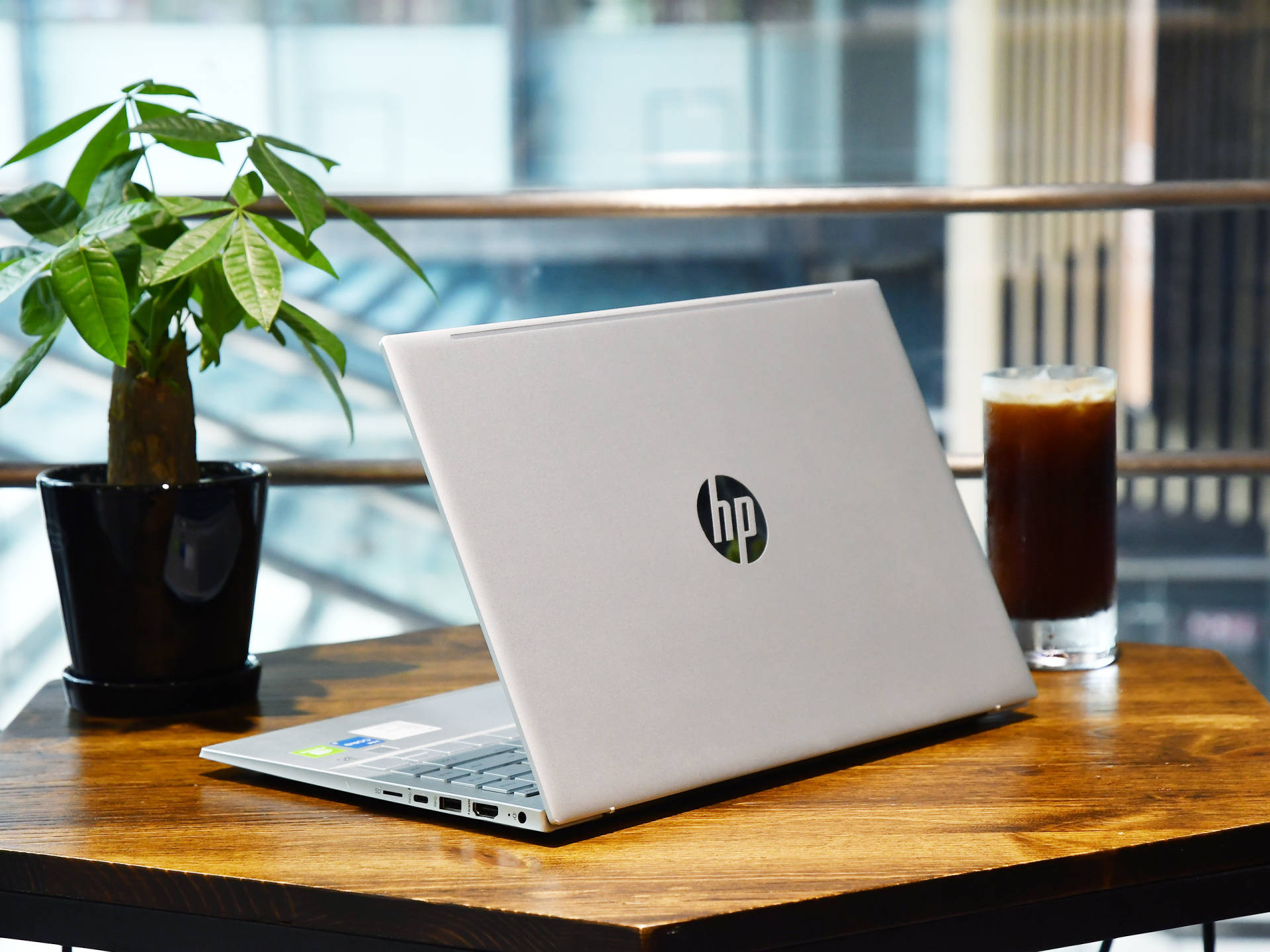 惠普星系列高性能轻薄本多少钱,惠普星14轻薄本平板模式