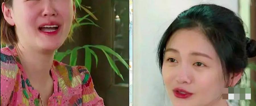 贵圈最大pua阴谋？小花被亲姐*脑洗**30年，还蒙在鼓里…