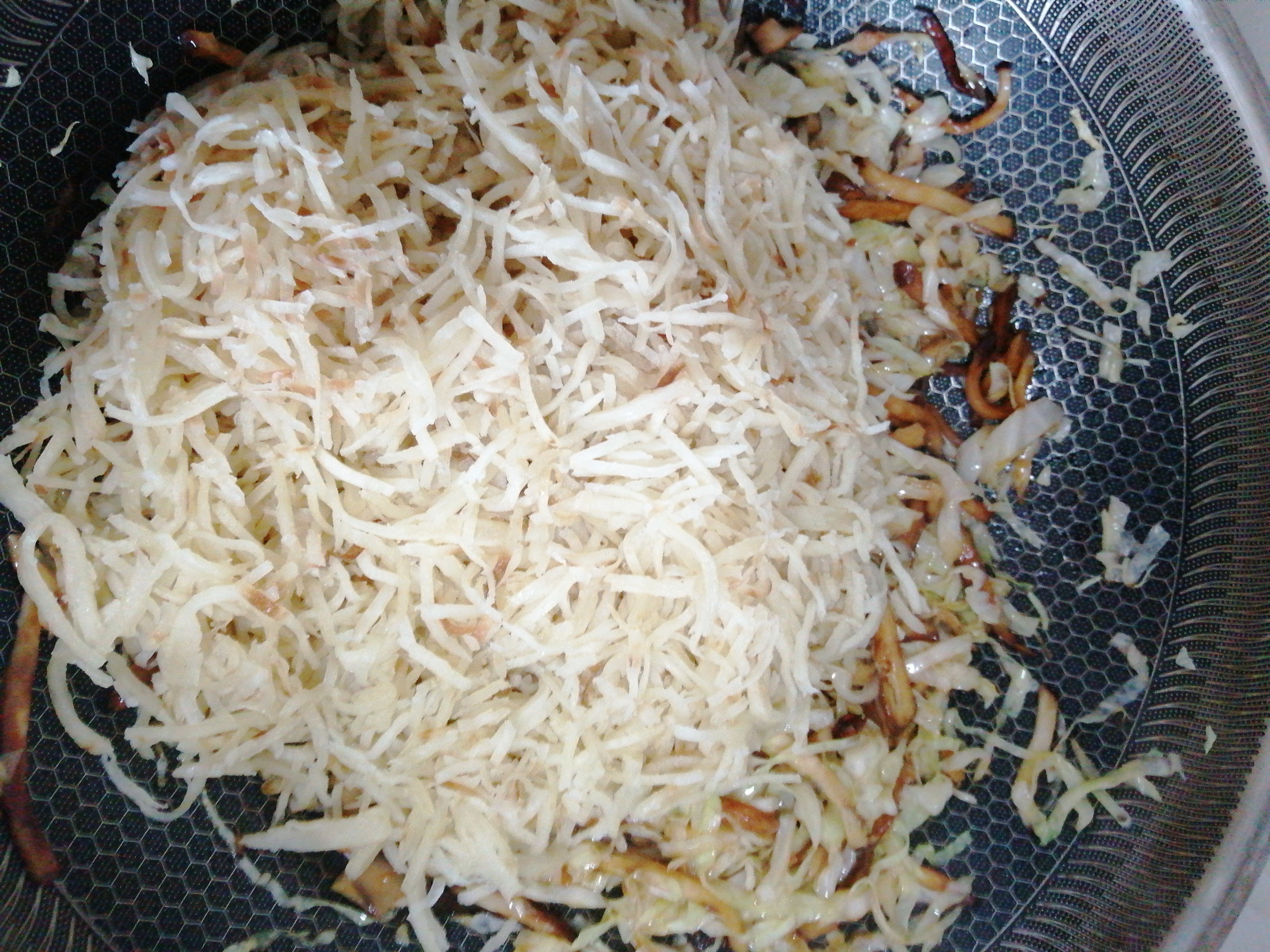 炒饼不粘锅的技巧,炒饼糊锅是什么原因