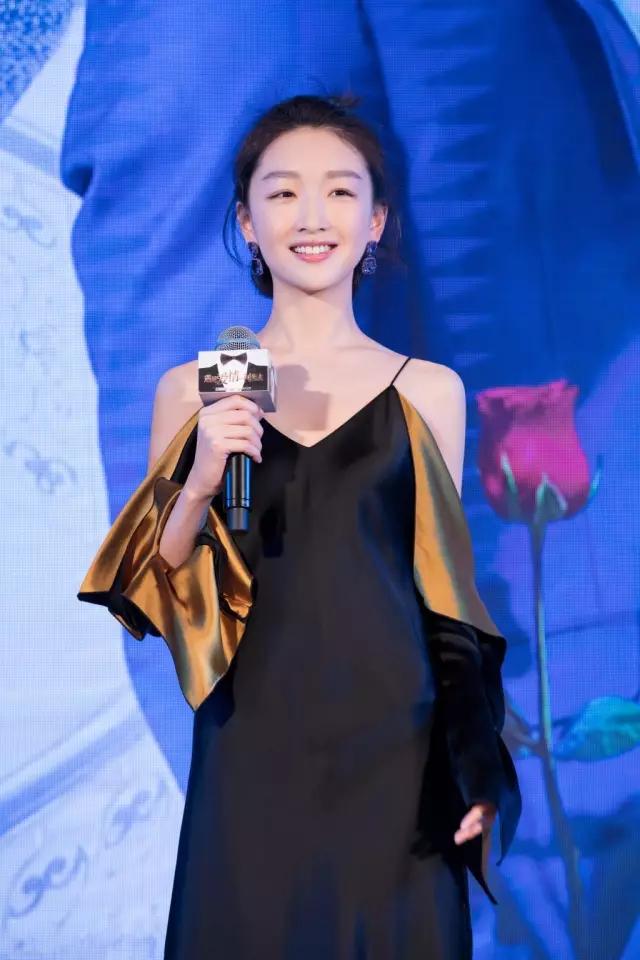 周冬雨过去的小粗腿,小粗腿逆袭