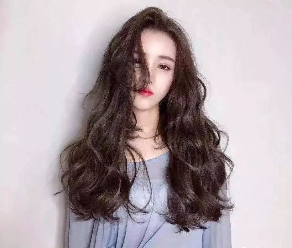 头发烫染受损用什么护发精油最好,经常烫染头发受损使用什么洗发水