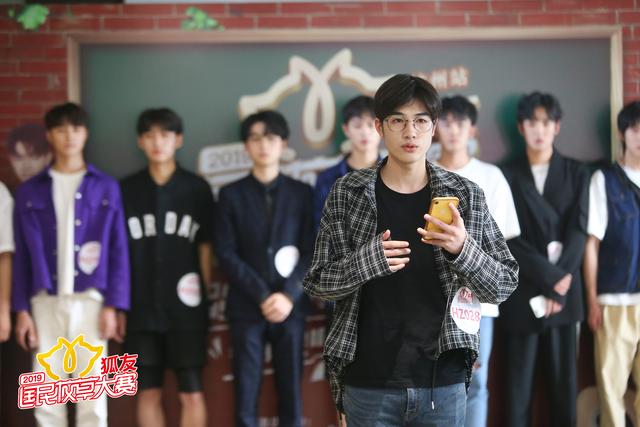 江南帅哥温柔*击狙**你心！“狐友国民校草”大赛杭州站海选进行时