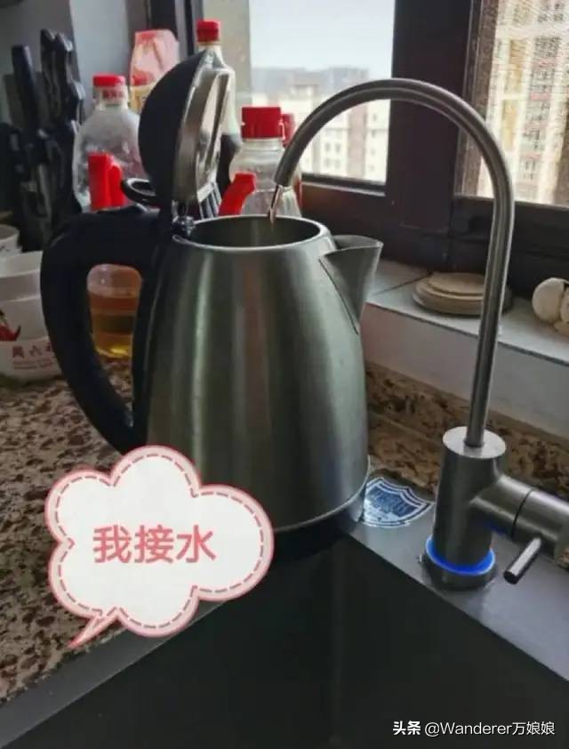 哈哈哈哈哈哈我笑到我妈把鞋塞我嘴里