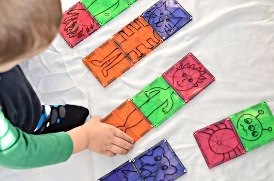 适合两个孩子玩的玩具推荐,便宜又最适合孩子玩的玩具