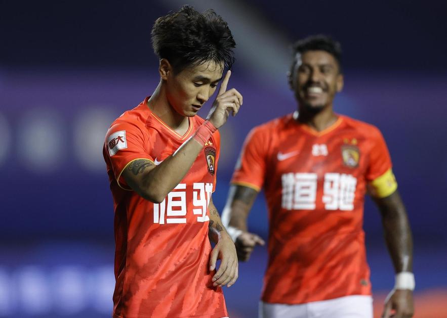 广州德比2番战,广州恒大最新比赛三比二逆转获胜