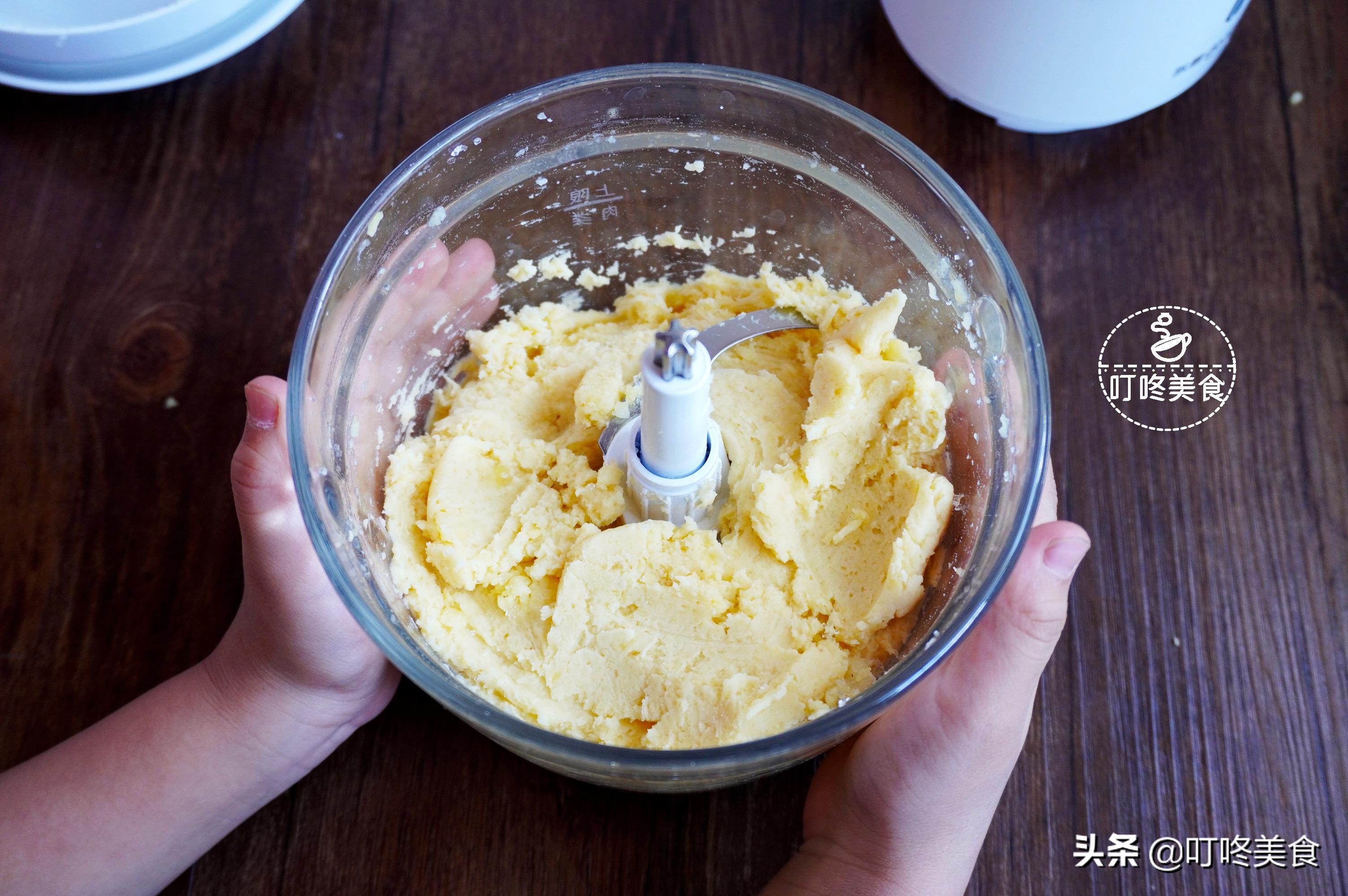 1碗绿豆1勺糖，2分钟教你自制绿豆糕，香甜细腻，比买的还好吃