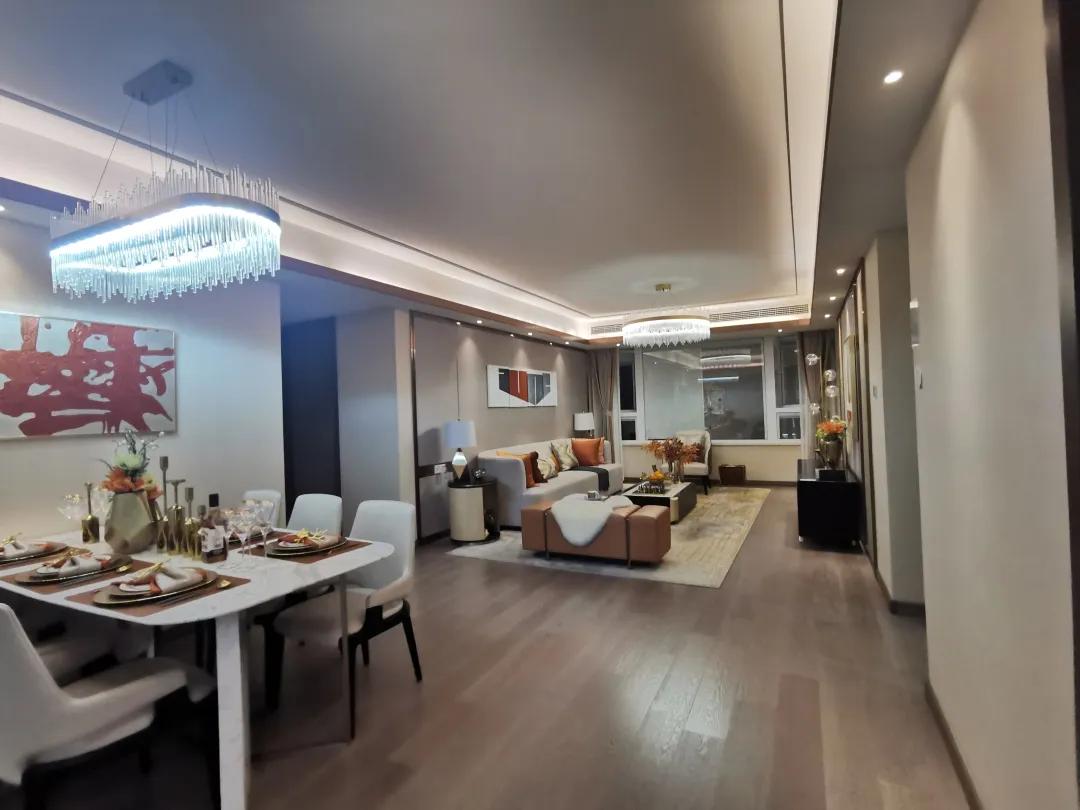 单价1.55万,银湖又一“门槛福利”来袭|房叔跑盘No.63