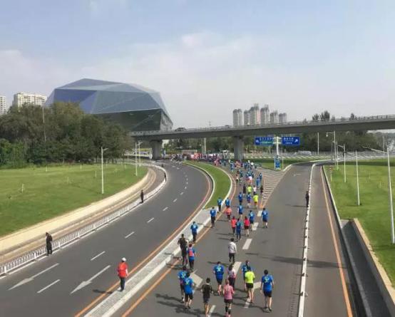 我与祖国共同奔跑视频,我与祖国共奔跑