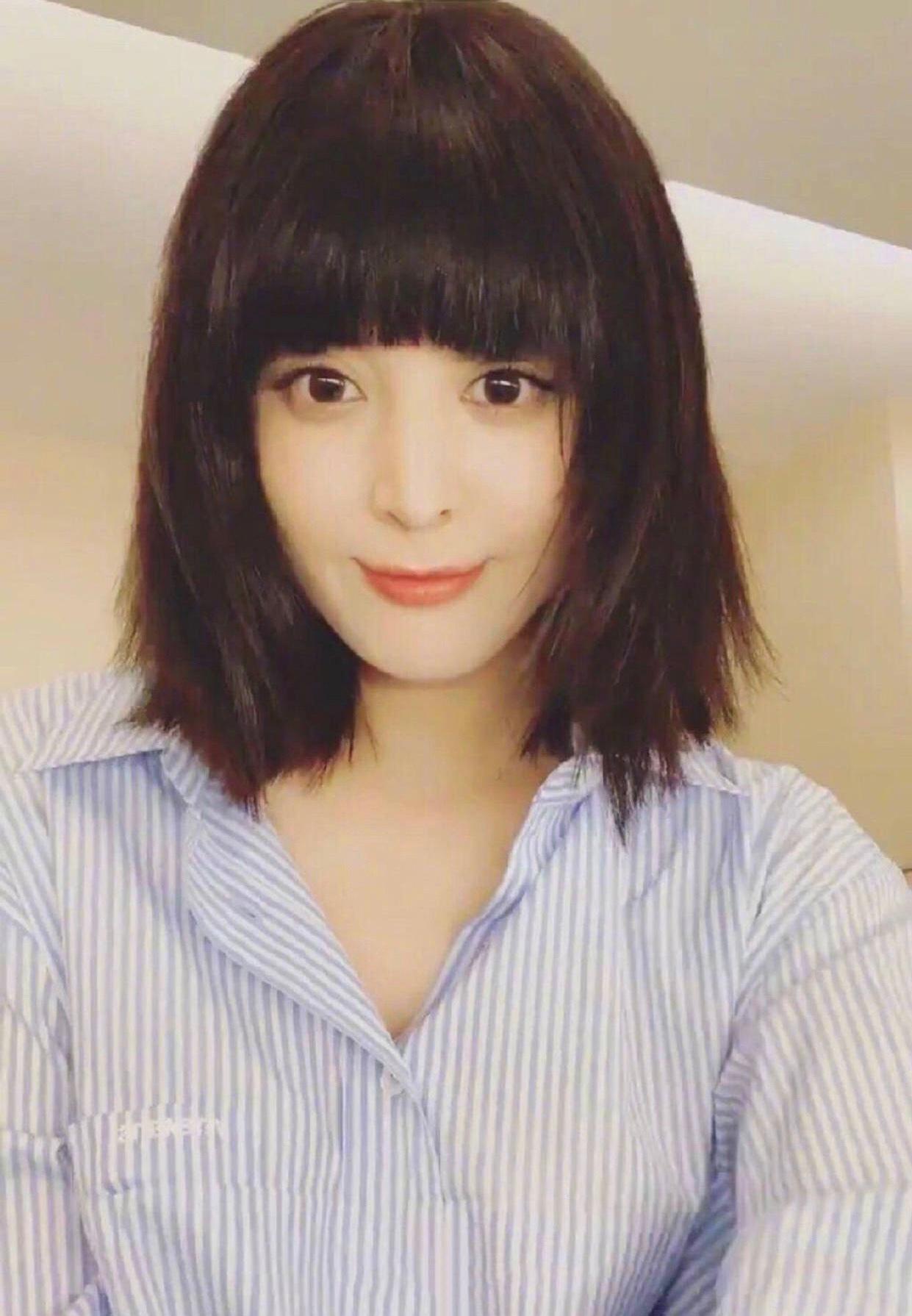 适合羊毛卷女生的发型,女生最适合什么发型羊毛卷