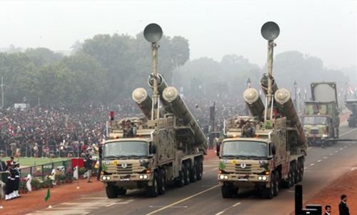 印度向菲律宾出售什么导弹,菲律宾购买以色列军舰花多少钱