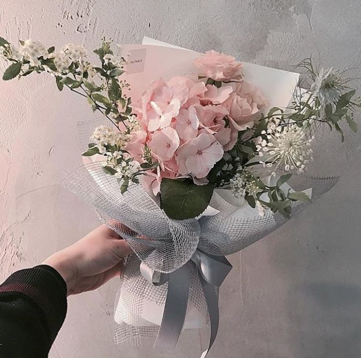 单支花束图片送女朋友,单支玫瑰花束怎么包装赶紧学起来