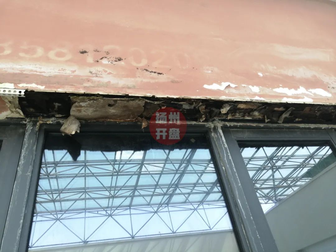 商家血亏！扬州一商场唱起空城计，现场一片狼藉