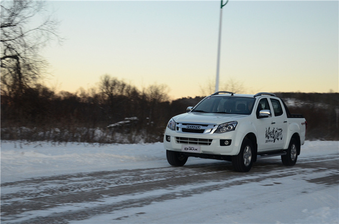 江西五十铃d-max跑山路动力足吗,沉浸式体验2023款五十铃d-max