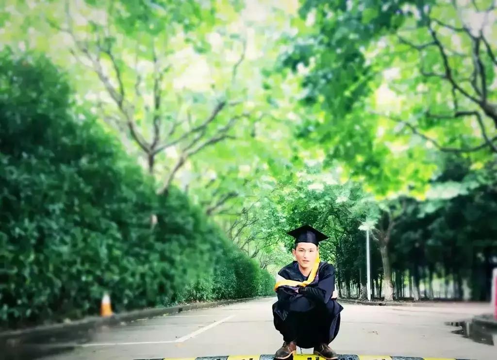 马云收废品搞笑视频,马云最后一百万做了什么