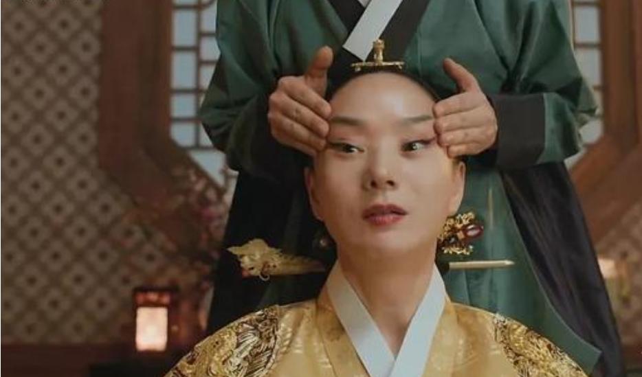韩版《太子妃》遭魔改，宫斗剧变成吃播剧，收视率却颇高