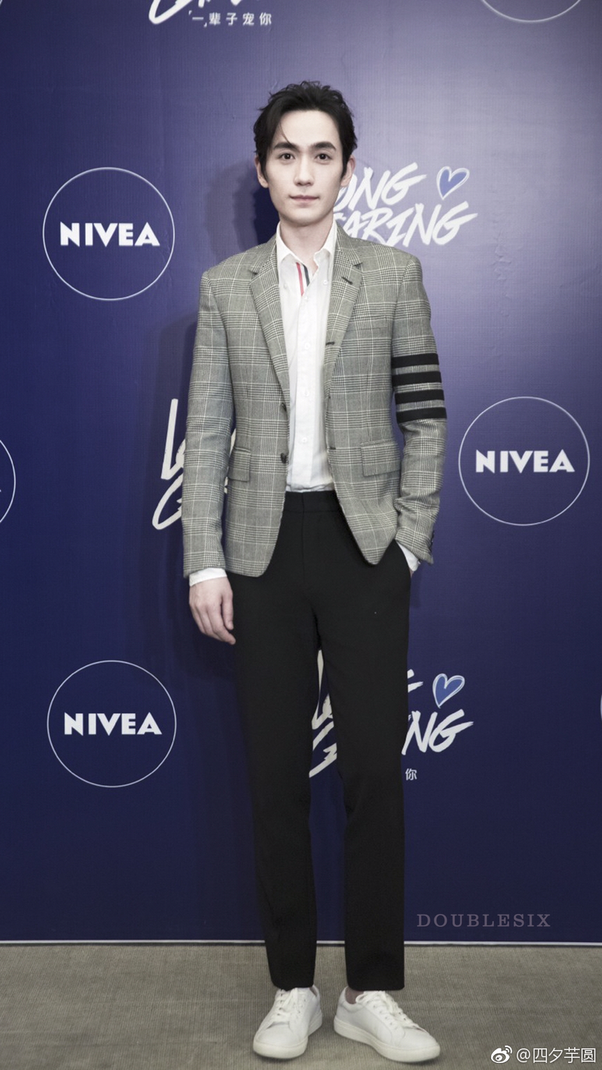 朱一龙白宇一样的小揪揪,朱一龙小揪揪高清壁纸无水印