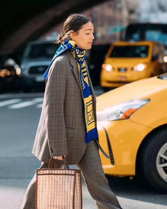 寒冷的冬天如何快速搭配围巾,冬天的保暖围巾