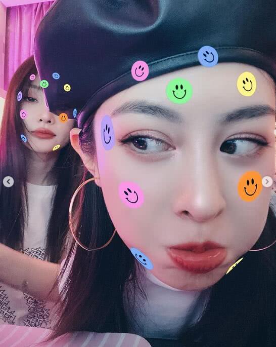 浠庡奖鍚庡埌缃戠孩鐨勬潕灏忕拹,鏉庡皬鐠愪粠褰卞悗鍙樻垚缃戠孩